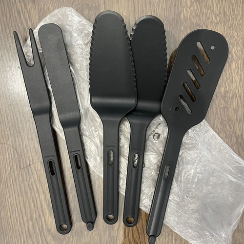 Tupperware kitchen tool set, 5 pieces