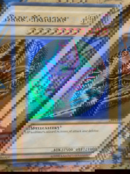 2) Dark Magician (Super Rare, Yugioh)