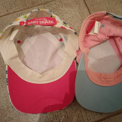 Girls' hats like new, size 50, set of 2