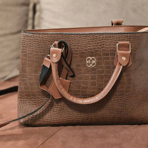 Croci shoulder bag new, quality croc leather type, brown