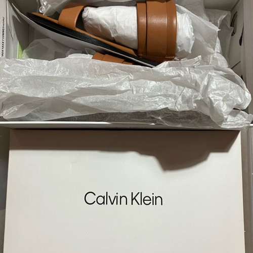 Calvin Klein leather sandals size 40 like new, brown