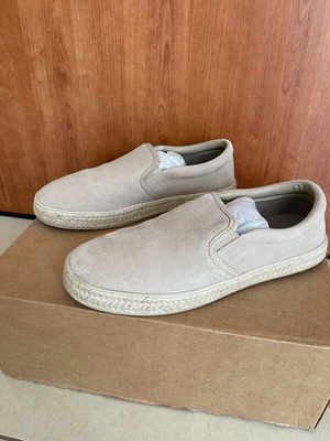 Zara men’s εσπαντρίγιες σαν καινούργιο, μέγεθος 42, μπεζ