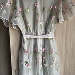 Shein dress like new, light green with pink floral embroidery, size L