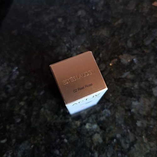Estée Lauder 02 Reel Rose lipstick new, discontinued
