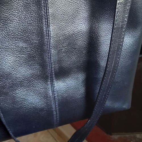 Leather large black shoulder bag like new with interior divider