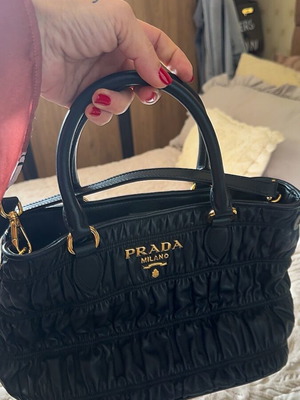 Τσάντα Prada χιαστί μαύρη καινούργια