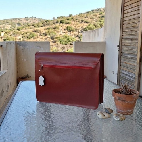 Crossbody bag like new, handmade red genuine leather