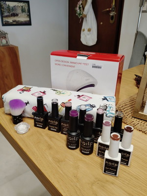 Nail Care Set for Semi-Permanent Polish new, 11 Colors with Lamp
