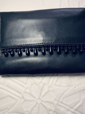 Sara Penn leather wallet made in Italy like new, black