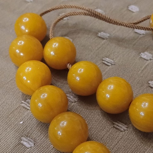 Bakelite Mastic Worry Beads used with vintage metal elements