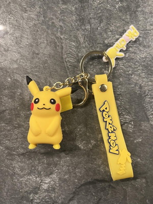 Pokémon Pikachu keychain or bag charm like new