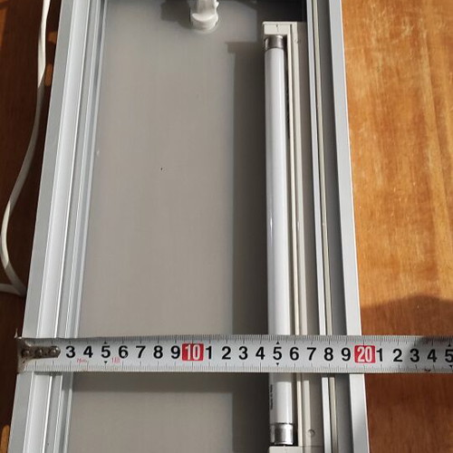 Aluminum shelves with hidden lighting like new, frosted glass, max 10 kg