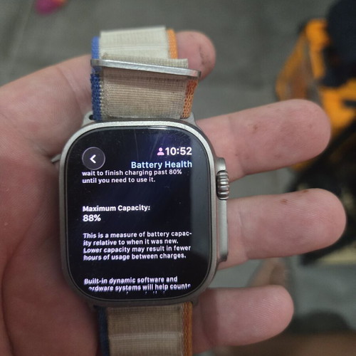 Apple Watch Ultra 1 49mm GPS + Cellular Titanium with box