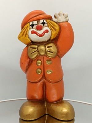 Thun figurine used, porcelain and ceramic