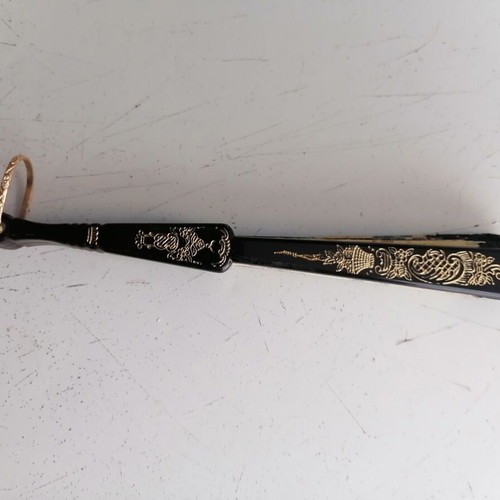 Vintage hand fan like new