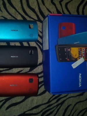 Nokia 500 μεταχειρισμένο με κουτί και δύο καπάκια