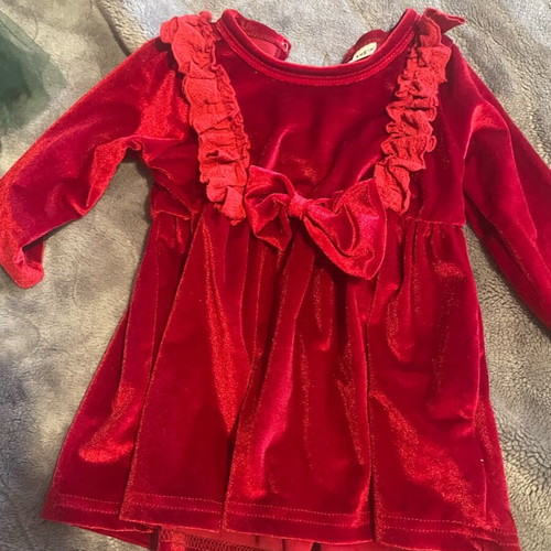 Baby clothing set for girl used, 7 pants, 2 dresses, 1 pair of shoes