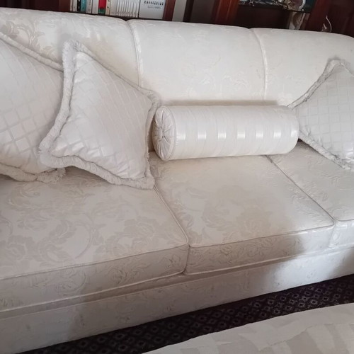 Imported sofas like new, 2 pieces, dimensions 220x105