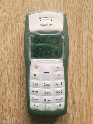 Nokia 1100 like new, gray