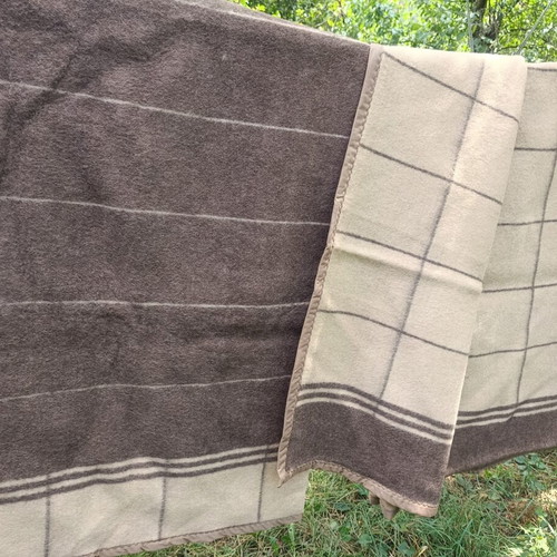 Wool blanket, new, pack of 2