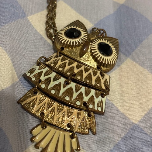 Vintage owl necklace used, gold color, enamel decoration
