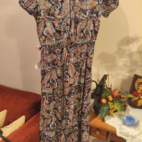Summer long airy dress size S like new, colorful