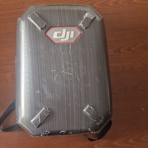 Dji Phantom 4 Standard drone like new with 3 extra batteries and backpack case