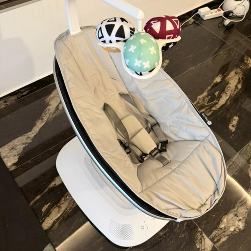Electric baby rocker like new with motion, vibration and music