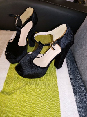 Women's shoes new, black, velvet-like fabric, 13 cm heel