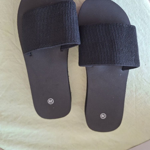 Flatform slippers new, black, sizes 38-39