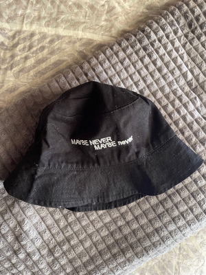Bucket hat LC Waikiki σαν καινούργιο, μαύρο