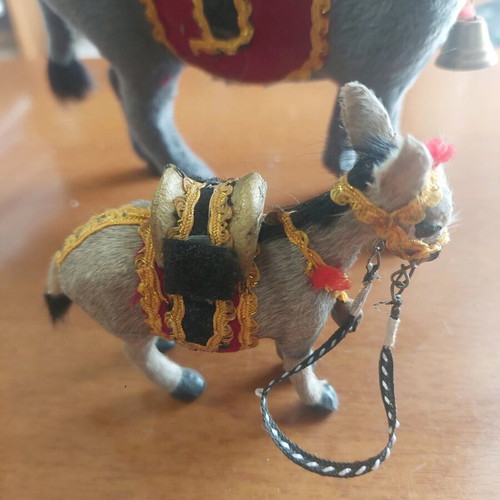 Table decorative donkeys like new