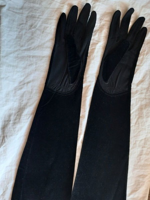 Vintage velvet gloves from 1990, unused, black, 50 cm