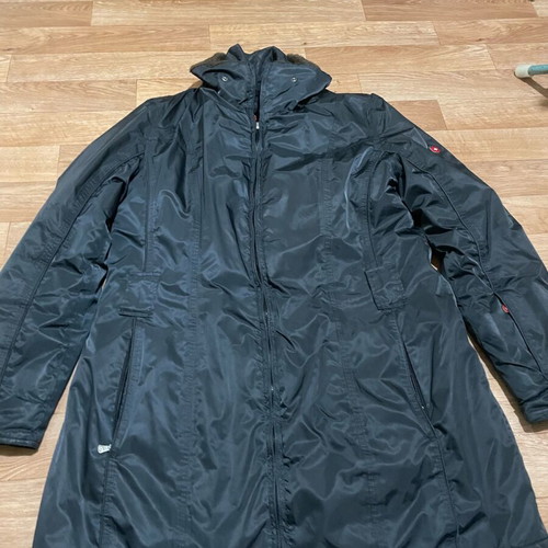 Wellensteyn Women’s Zermat parka used, size L, black