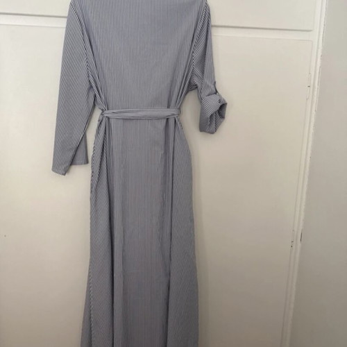 Long dress new, comfortable, lightweight fabric, pockets, size S