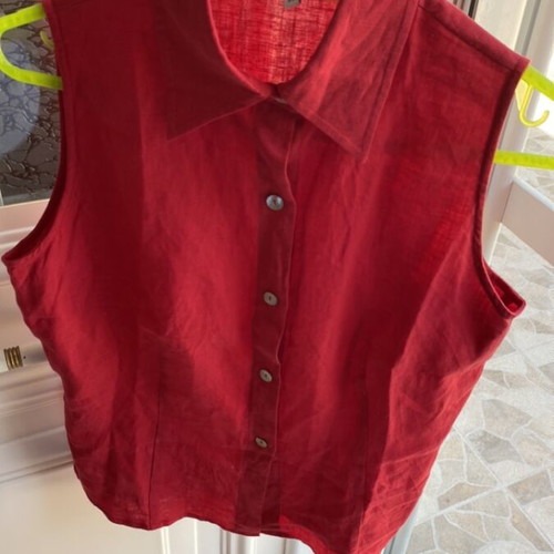 Julia Bergovich women's linen shirt new, red, sleeveless