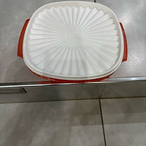 Tupperware vintage bowl 2.2 liters new
