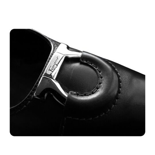 Salvatore Ferragamo Gaucho Leather Pumps used, black, size 7.5 B
