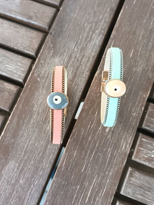 Bracelet set with eye like new, pink and turquoise