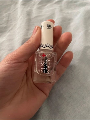 Gel coat for nails new from Dust and Cream