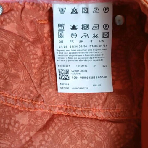 Hugo Boss Orange slim fit pants size M31/34 like new, orange