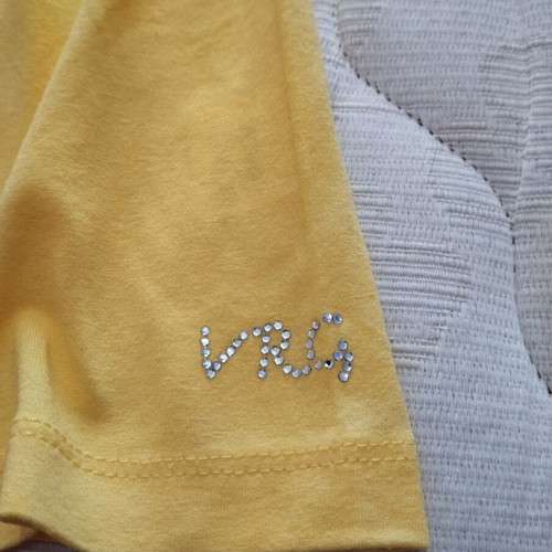 Vergi yellow t-shirt like new, size 2