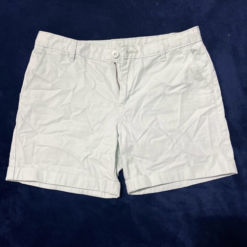 Gap shorts like new, size 16, soft pistachio color