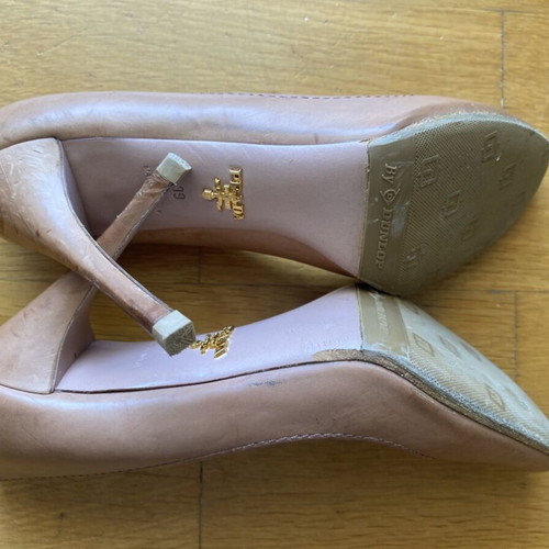 Prada vintage leather pumps beige-blush used, size 39