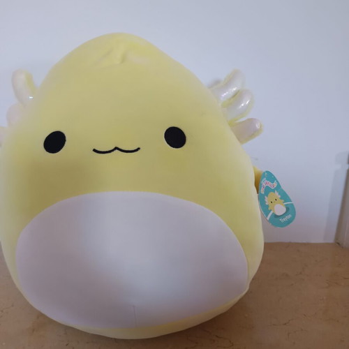 Squishmallows Treyton Axolotl plush like new