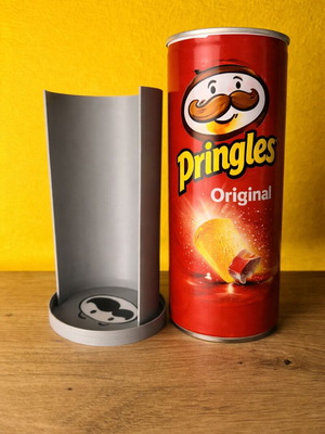 Pringles Grabber tool for easy Pringles picking new