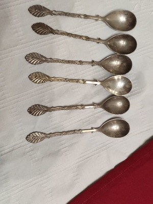 Set of 6 silver spoons used, 80 grams