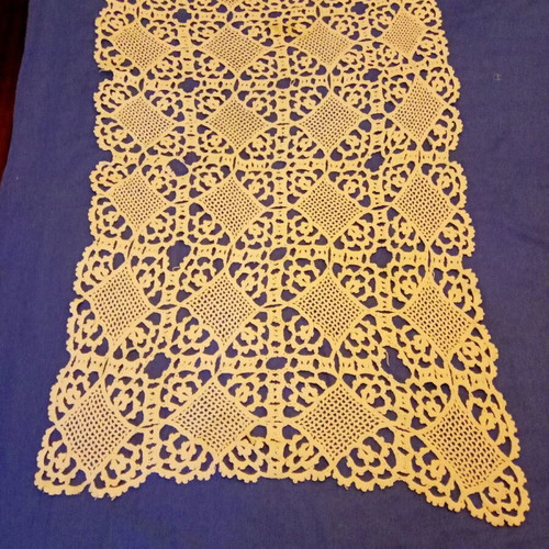 Handmade crochet doily vintage used, 82×50cm