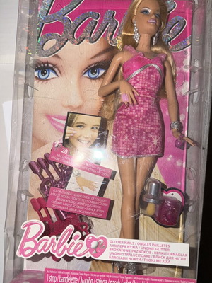Barbie Glitter Nails T7434 2010 like new