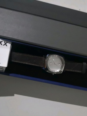Ρολόι Mexx γυναικείο καινούργιο με δερμάτινο λουράκι